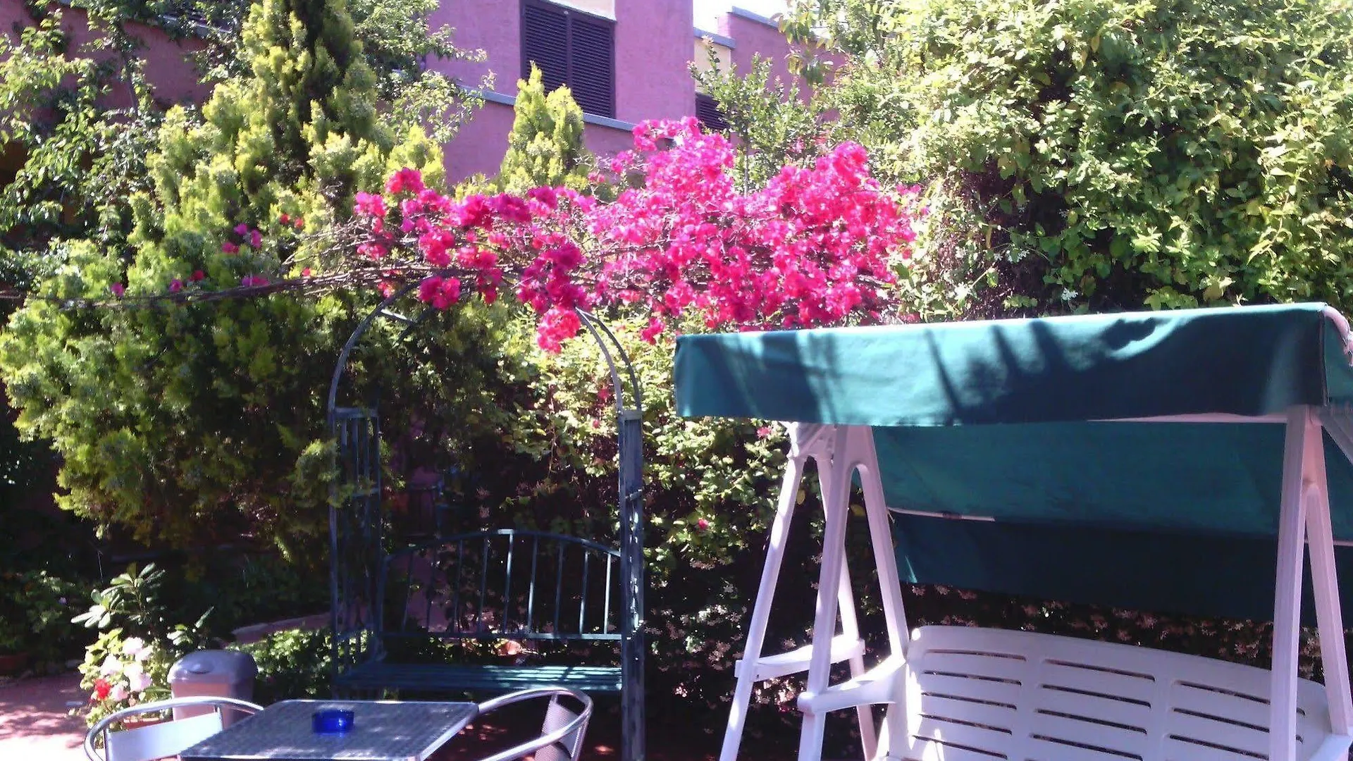 Hotel Abbaruja Olbia Italië