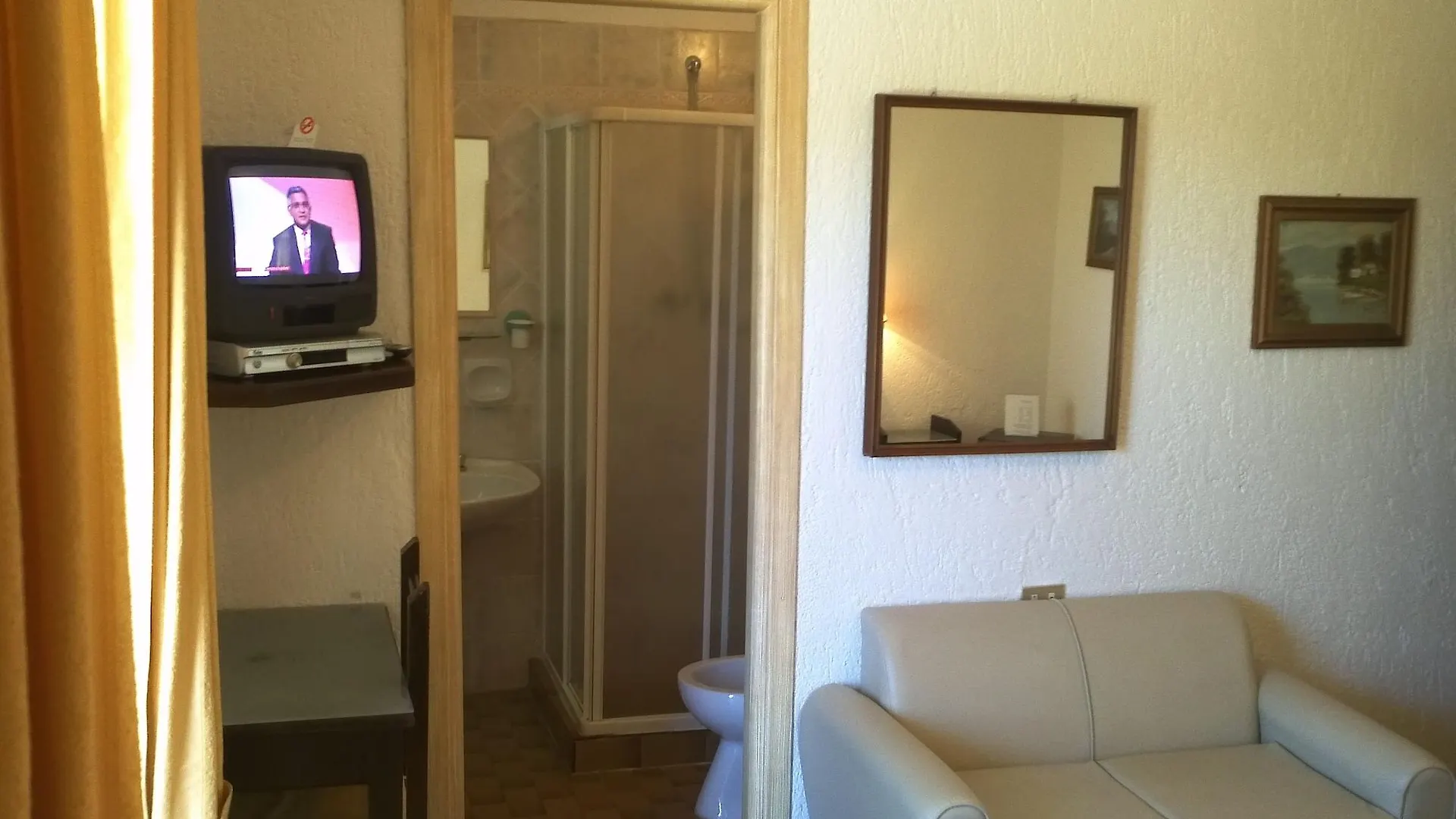Hotel Abbaruja Olbia 3*,