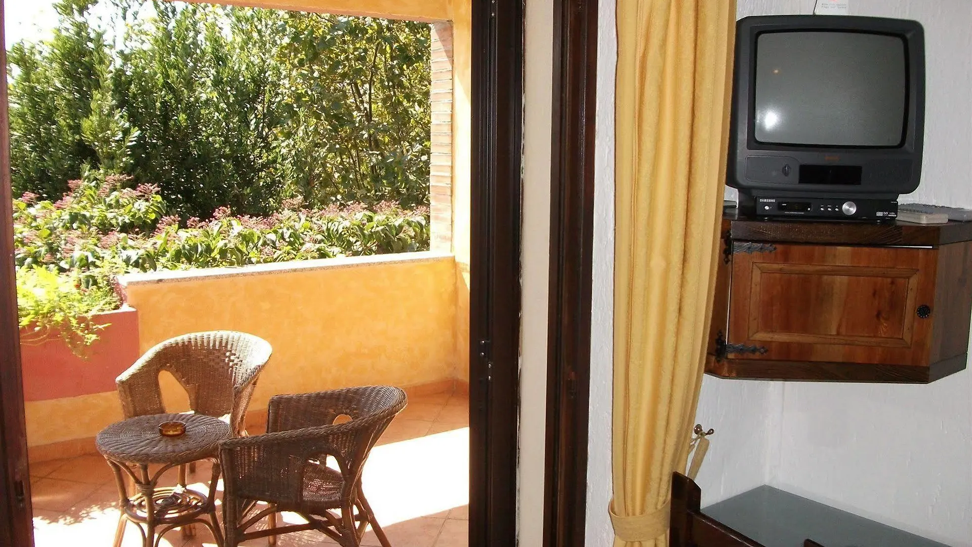 Hotel Abbaruja Olbia Italia